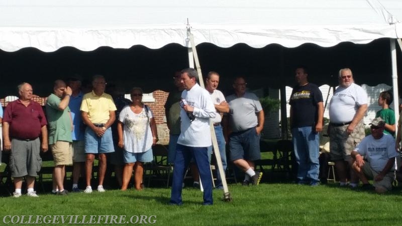Bob Kelly, Fox 29 Philly firing up the troops.